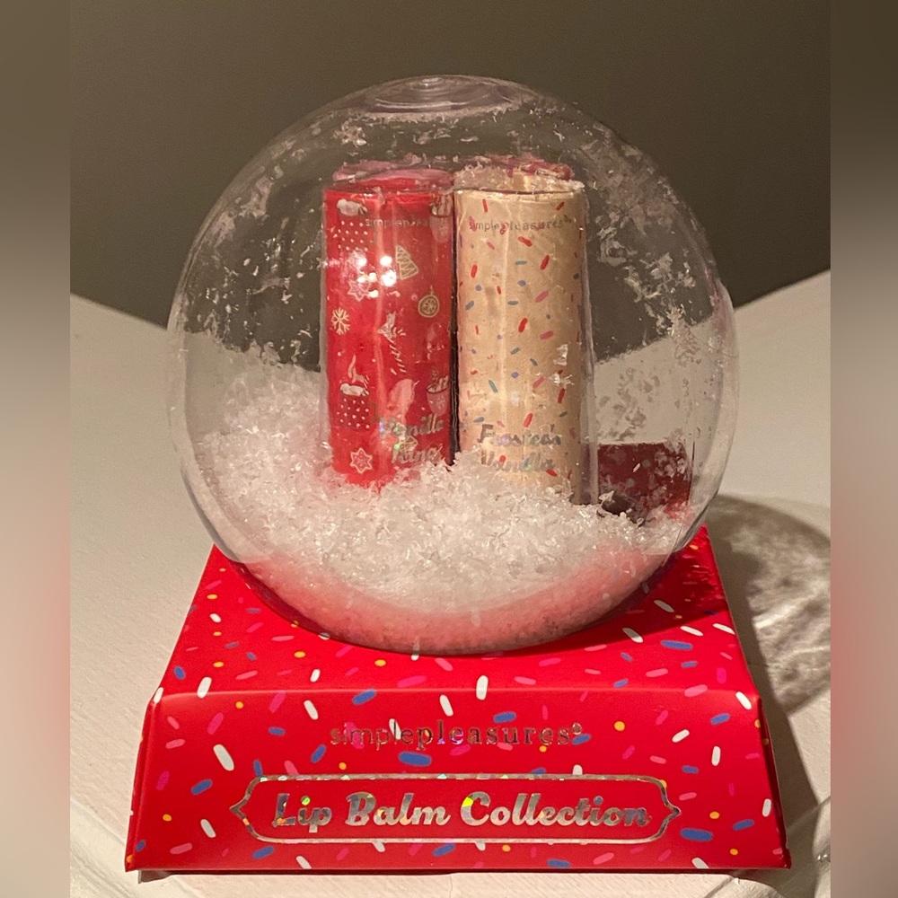 Lip Balm Collection In snow Globe Gift ready for Christmas